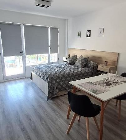 Monoambiente Del Barquito Alquiler Temporario โรซาริโอ ภายนอก รูปภาพ